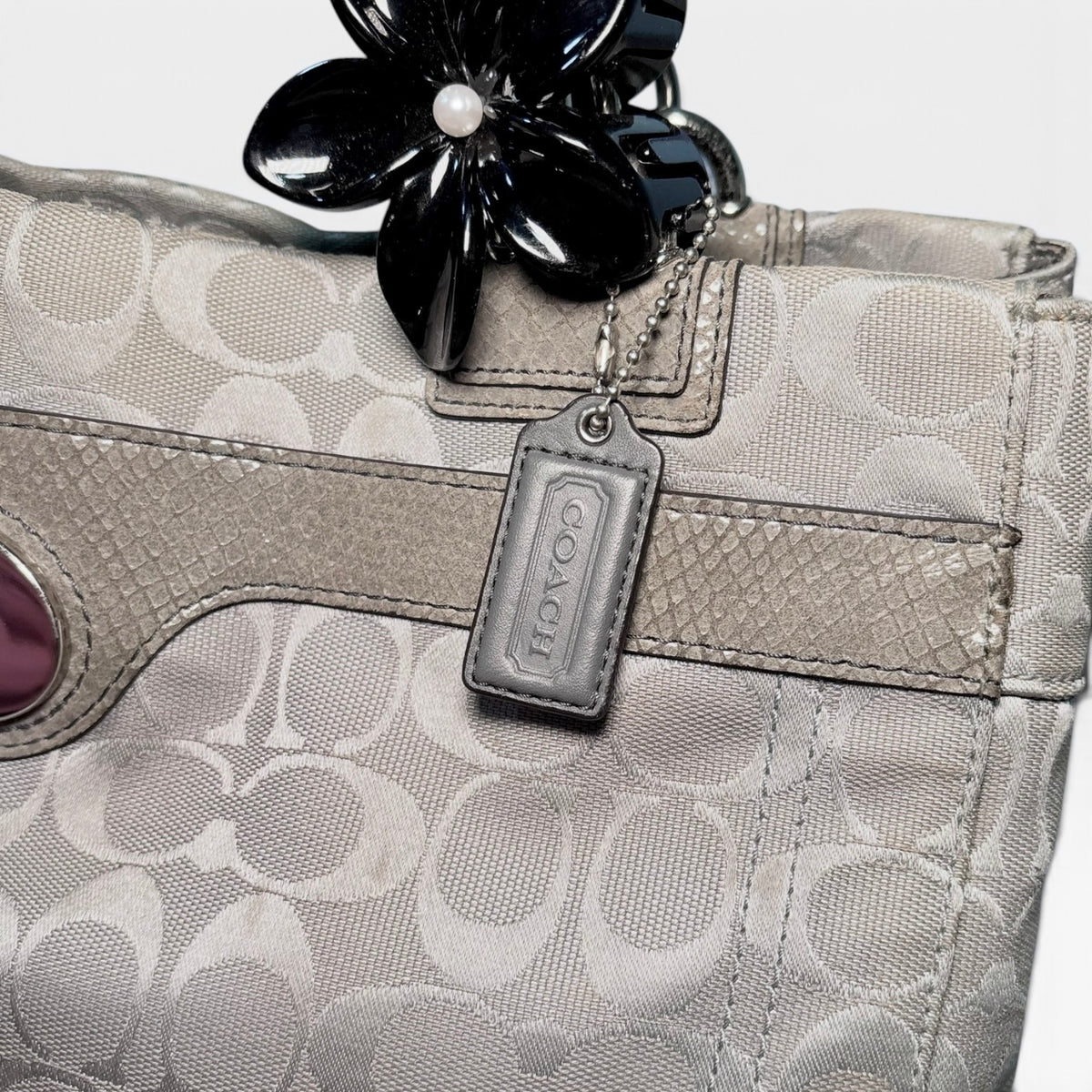 2000’s penelope large carryall tote bag