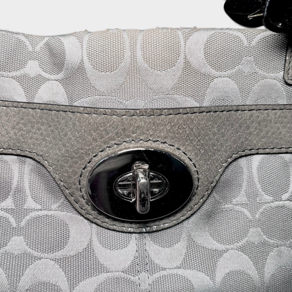2000’s penelope large carryall tote bag