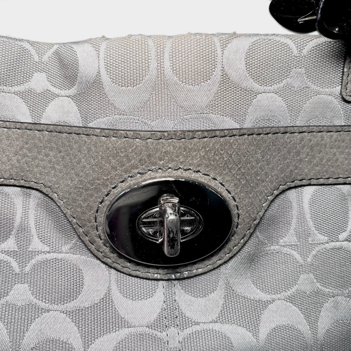 2000’s penelope large carryall tote bag