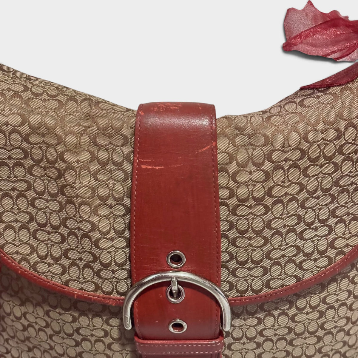 Y2K-era signature soho leather shoulder tote bag