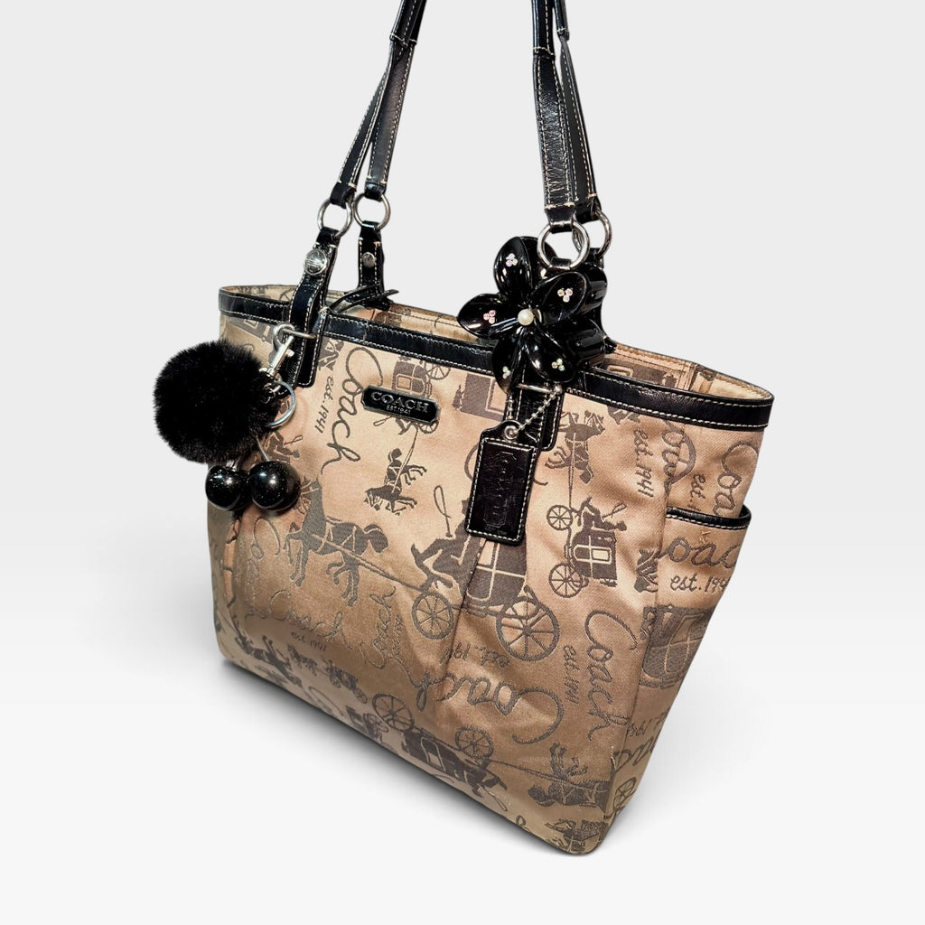 Y2K-era horse & carriage gallery tote