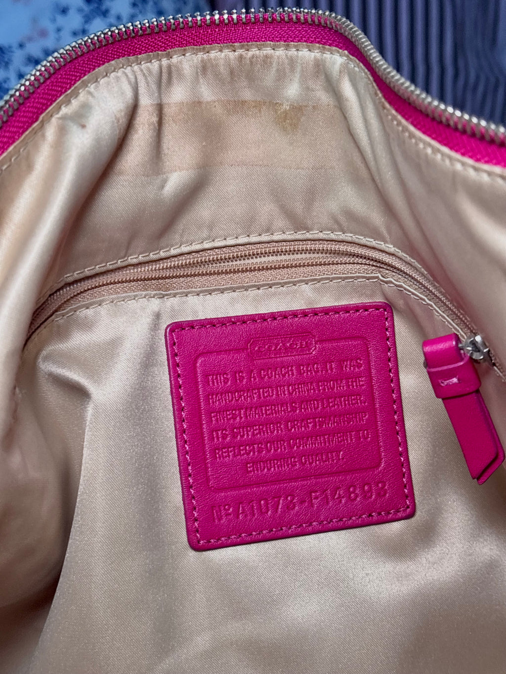 Y2K-era large cinderella horse & carriage shoulder bag