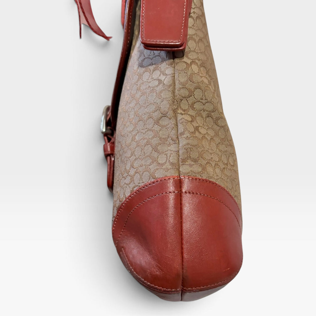 Y2K-era signature soho leather shoulder tote bag